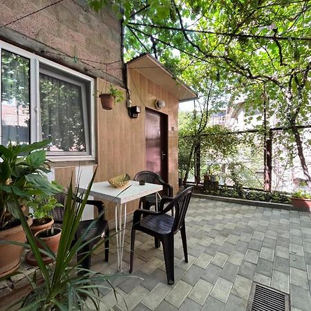 Cortile Apartamento Tbilisi Exterior foto